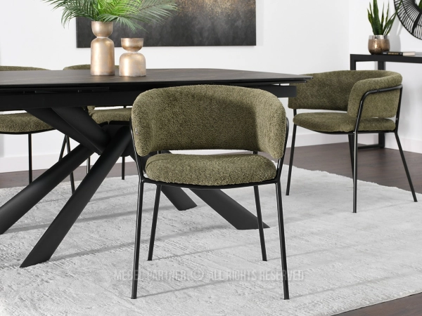 Zielone krzesło - połączenie stylu i funkcjonalności 